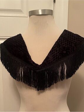 Black Velvet Fringe Shoulder Collar Wrap - Elegant Women's Shawl